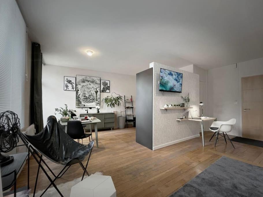 Grand Studio Confortable Situe En Centre Ville Gerardmer Ngoại thất bức ảnh